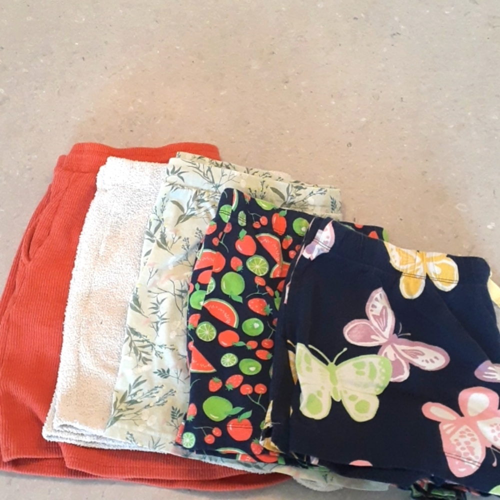 & 5 pairs of Joe Fresh fun sleep / lounge shorts